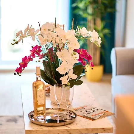 Vlezal Spa&pool Apartment Mamaia