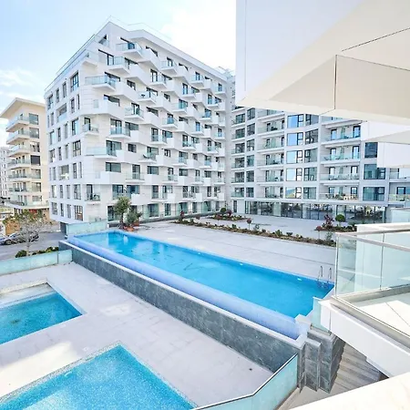 Vlezal Spa&pool Apartment Mamaia